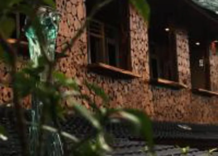 Bulan Bali 3*