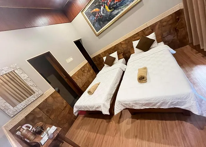 Bulan Bali Ubud (Bali)